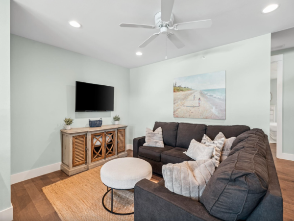 Luxury 5-Bedroom Vacation Townhome in Seagrove Beach - Golf Cart included